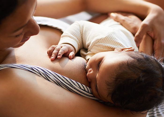 Amamentação é fundamental ao desenvolvimento