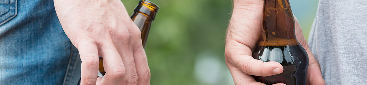 Lesão hepática alcoólica crônica