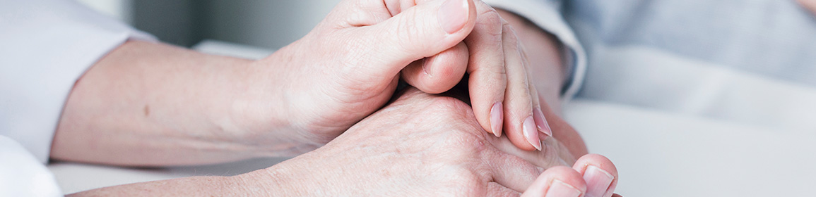 Estimulação transcraniana por corrente contínua